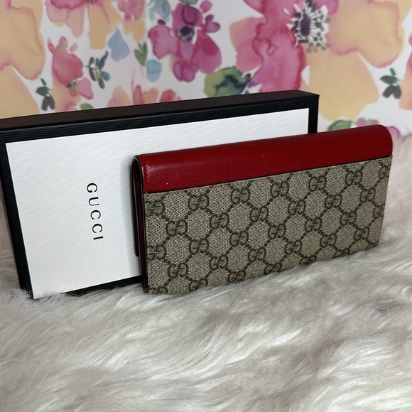 💯Authentic Gucci Long Wallet 🍀 - Picture 5 of 17